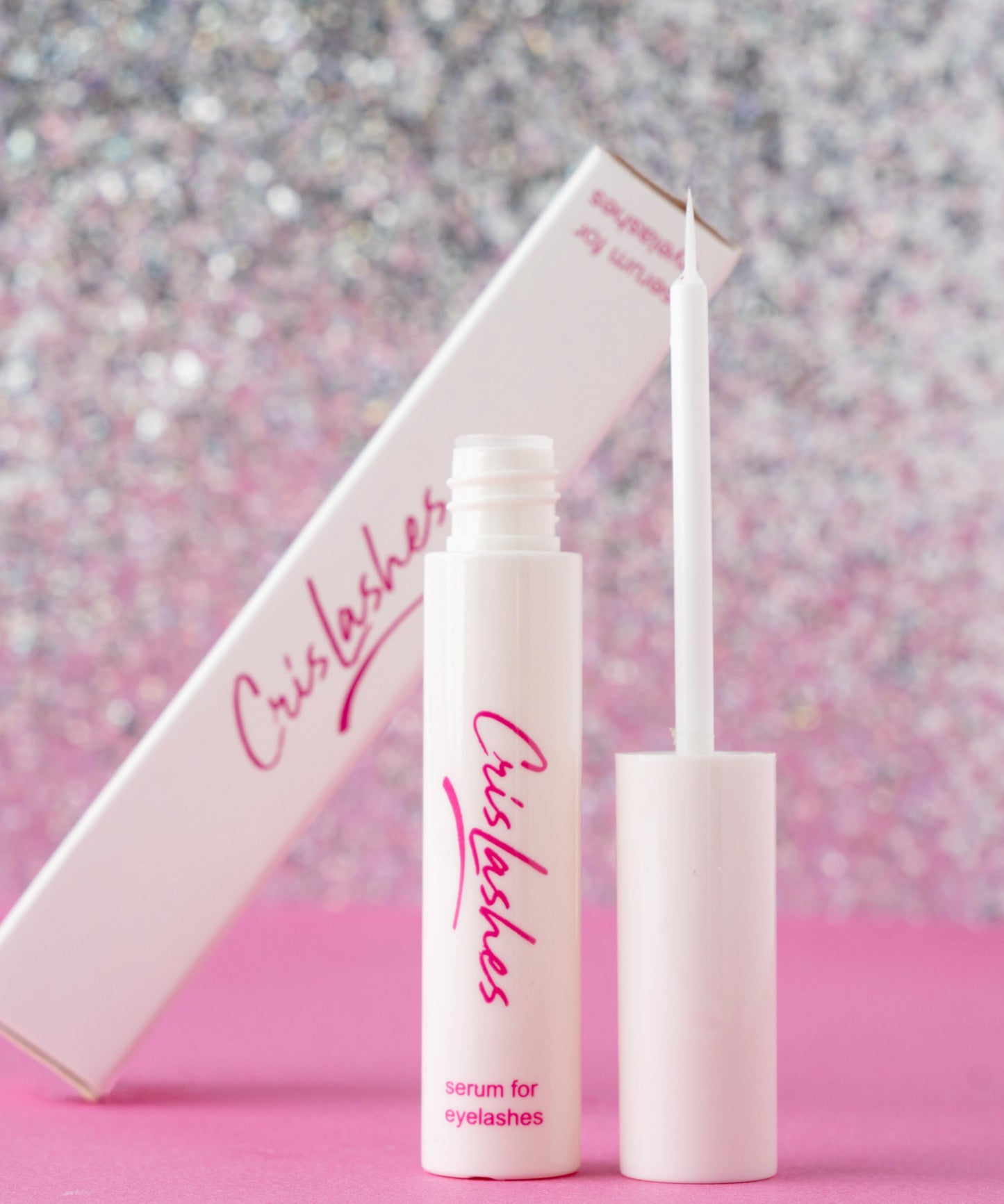 Serum for the growth and strengthening of natural eyelashes